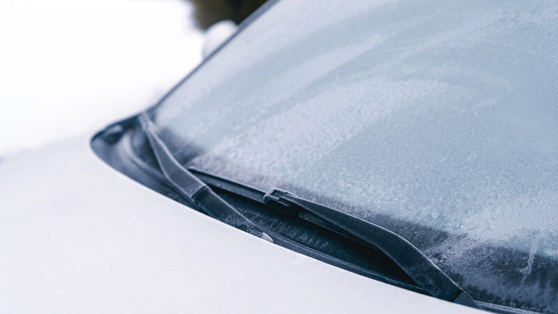 Как выбрать правильную “незамерзайку“ для авто, рассказал эксперт