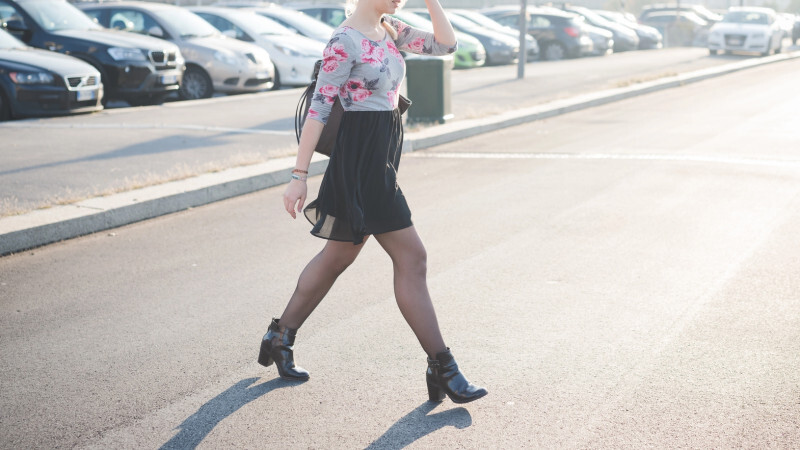 Пешеходов-нарушителей в Казахстане предложили наказывать жёстче