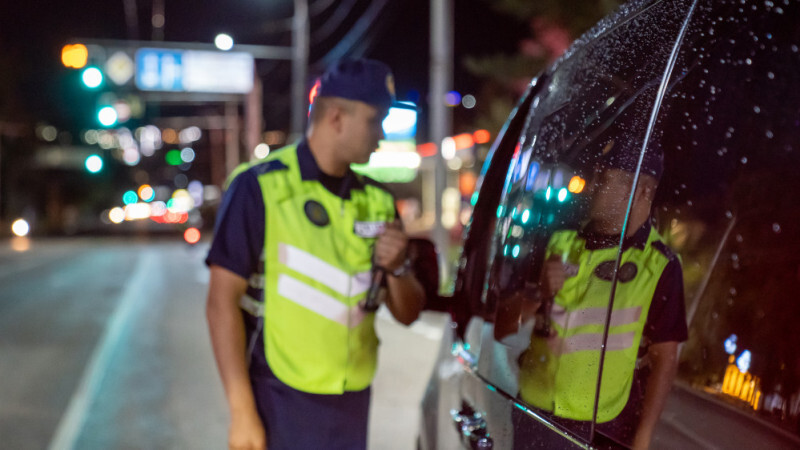 Водители Lexus и BMW пролетели на красный в Астане и получили арест, Аренда авто Алматы | naprokat.kz