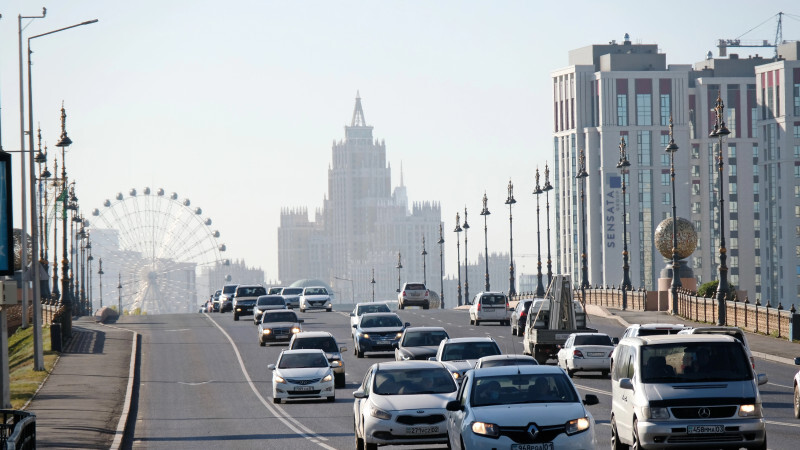 Часть автомобилей в Казахстане придется зарегистрировать заново - кого это касается