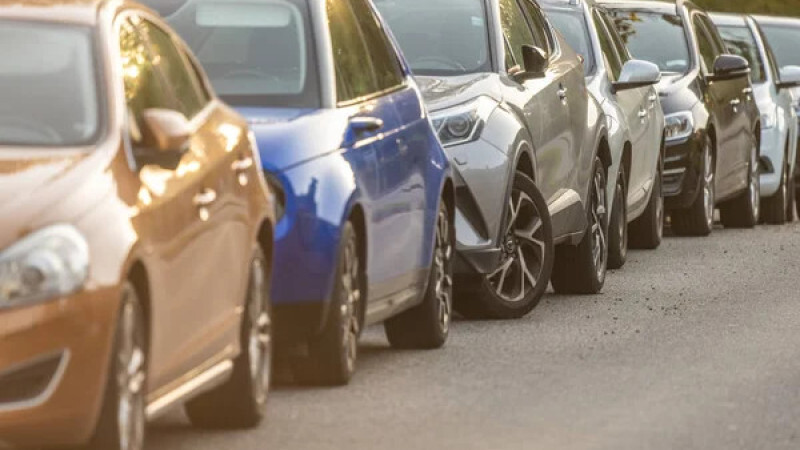 Алматы вводит ограничения для старых авто: важные детали