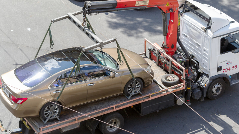 С апреля в Астане водители начнут платить за штрафстоянки и эвакуацию авто