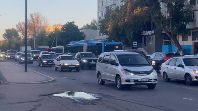 8-балльные пробки сковали Астану, Аренда авто Алматы | naprokat.kz