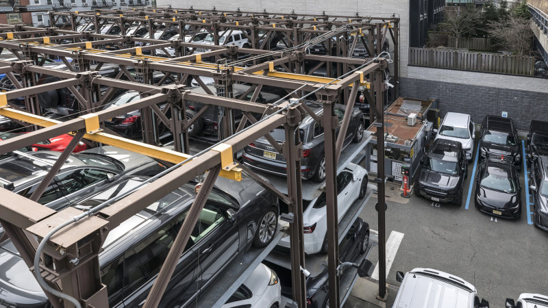 Многоуровневые парковки в Алматы: почему их до сих пор не построили