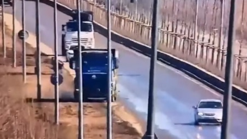Водителей фур без госномеров наказали в Астане - видео