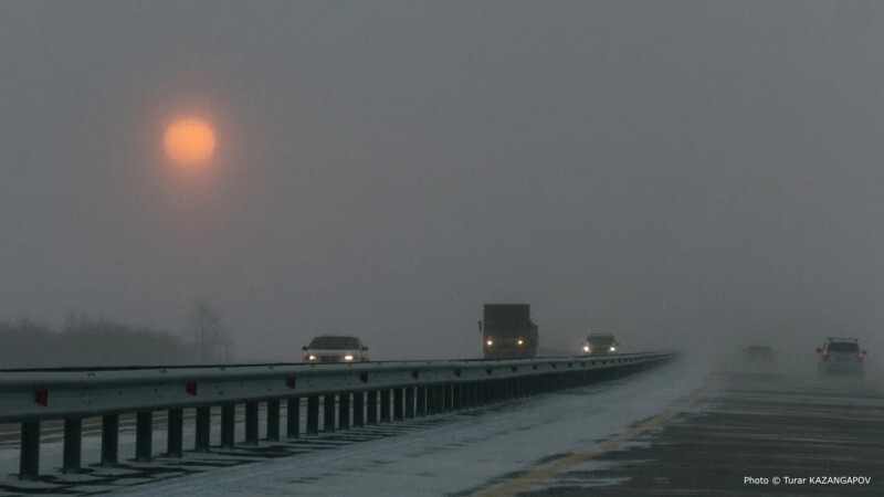 В трёх областях Казахстана ограничили движение из-за погоды